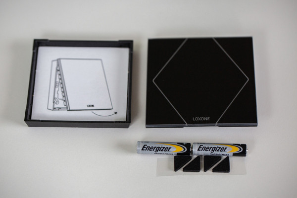 Loxone Touch Pure Air Anthrazit – Bild 6