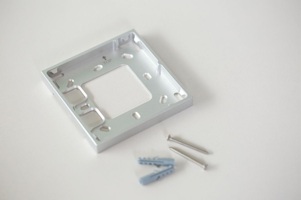 Loxone Montagerahmen 1-fach Silber – Bild 5