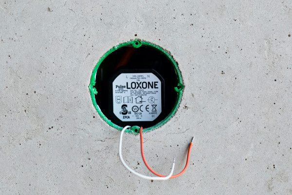 Loxone Unterputz Netzteil 0,25A – Bild 2